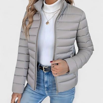 Philipa™ | Giacca lunga elegante con collo alto